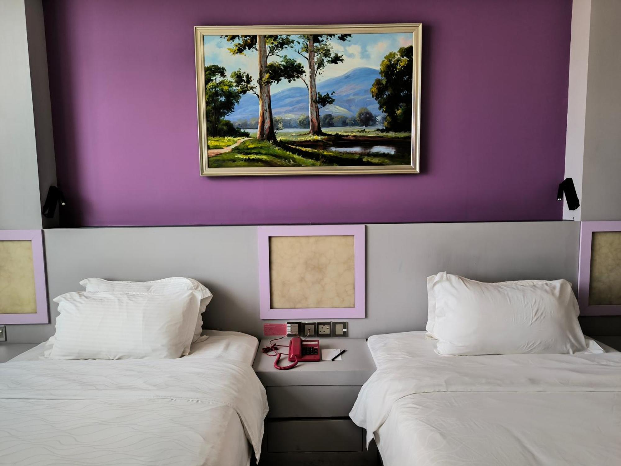 Meritz Hotel Miri Exterior foto
