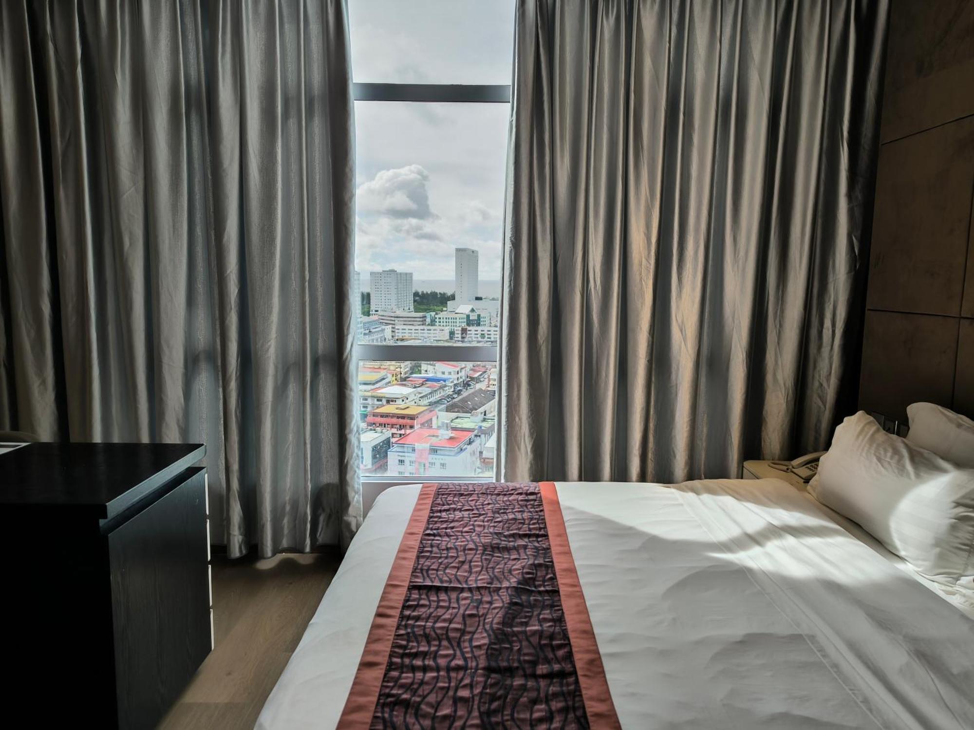 Meritz Hotel Miri Exterior foto